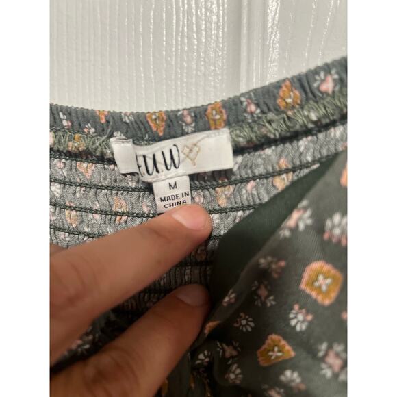 Women’s Rayon Cropped front Tie Jumpsuit M Green - Picture 6 of 8